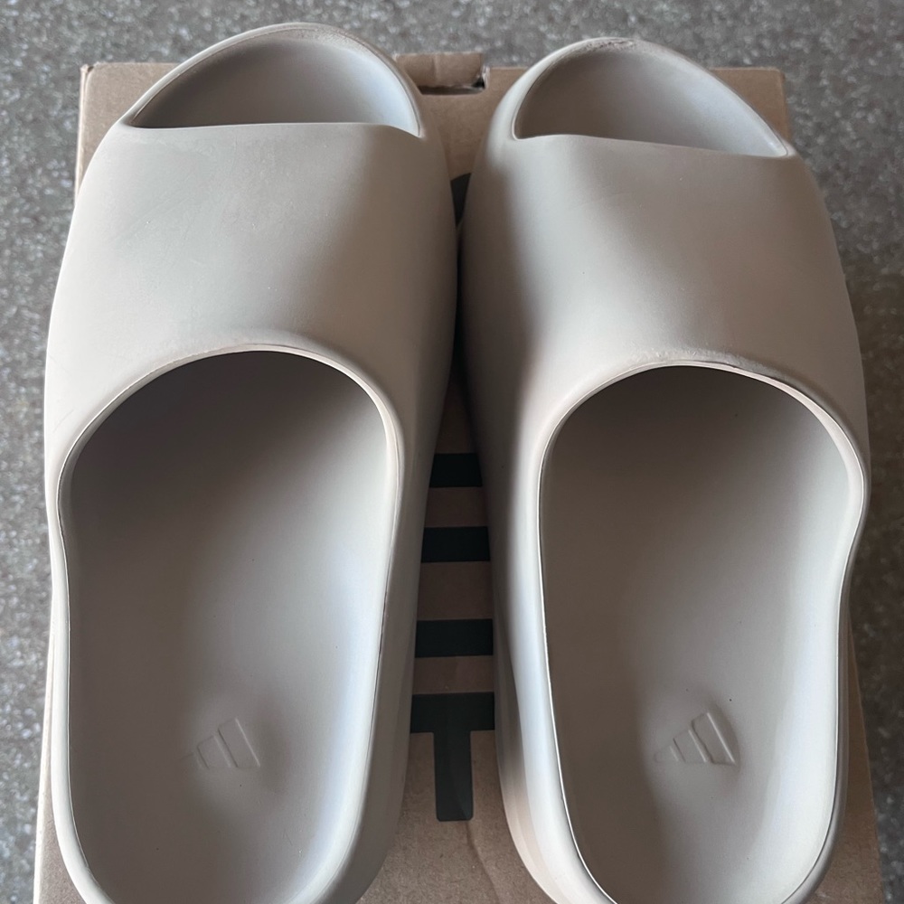 Yeezy Slides
